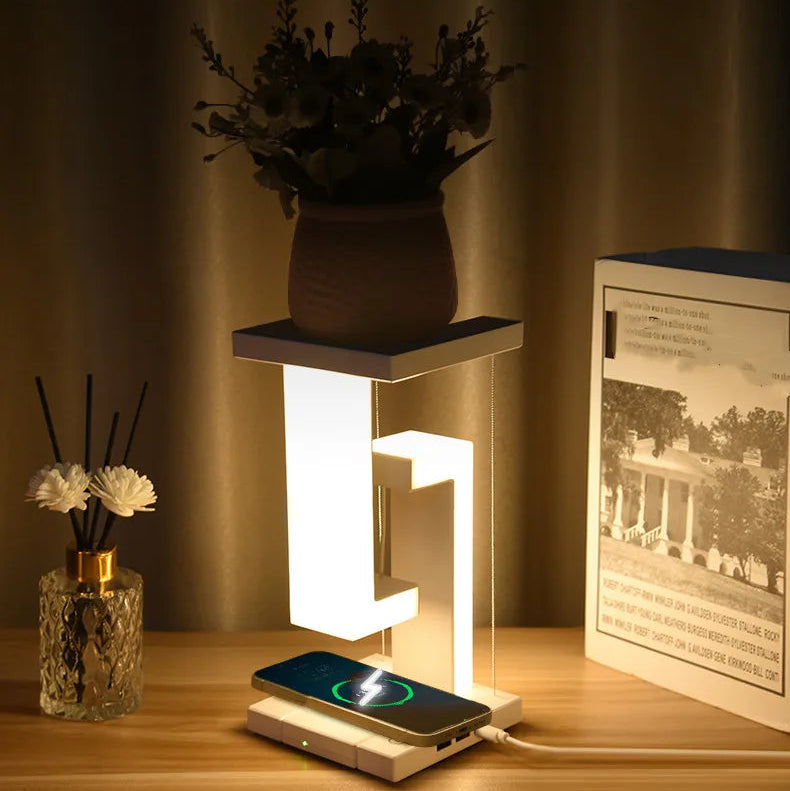 Originelle schwimmende Lampe mit kabellosem Ladegerät